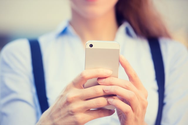 woman using mobile app